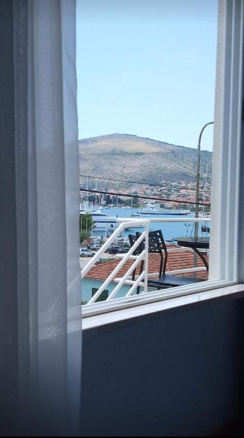Villa Sarah Trogir Exterior photo